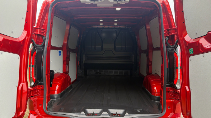 Ford Transit Custom 320 L1 Diesel Fwd 2.0 EcoBlue 170ps H1 Van Sport Auto - Image 12